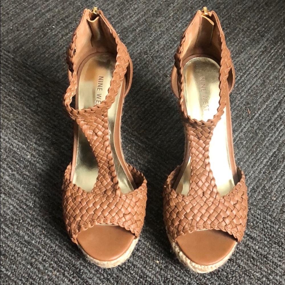 Women’s brown wedge